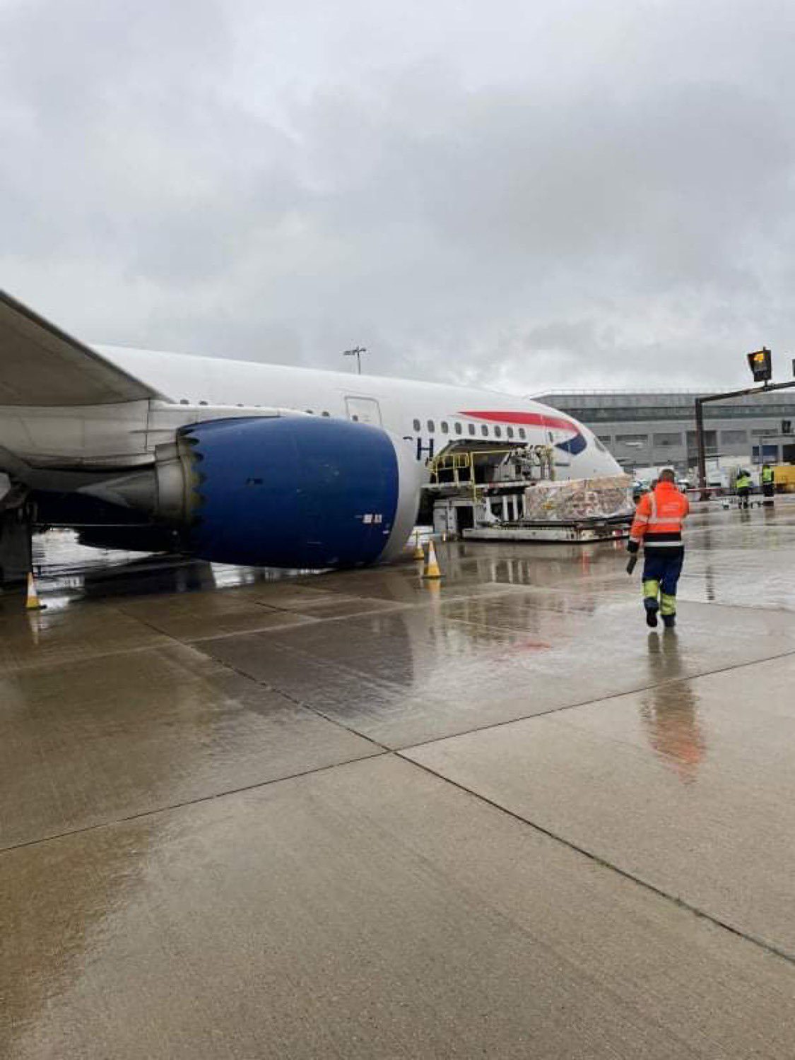 Son Dakika Havacılık Haberleri | Türk Hava Yolları, Pegasus, Sunexpress, Corendon, Havacılık, Havayolları, Havalimanları, Havaalanları, THY, Hostes, Pilot, Uçak, Kabin memuru, SHGM, DHMİ