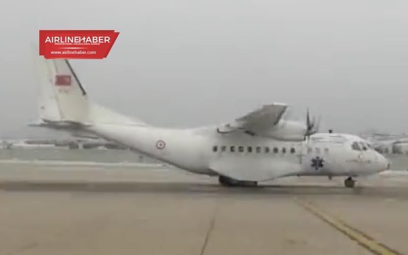 Ankara'dan-deprem-bölgesine-sağlık-personeli-ile-ambulans-uçak