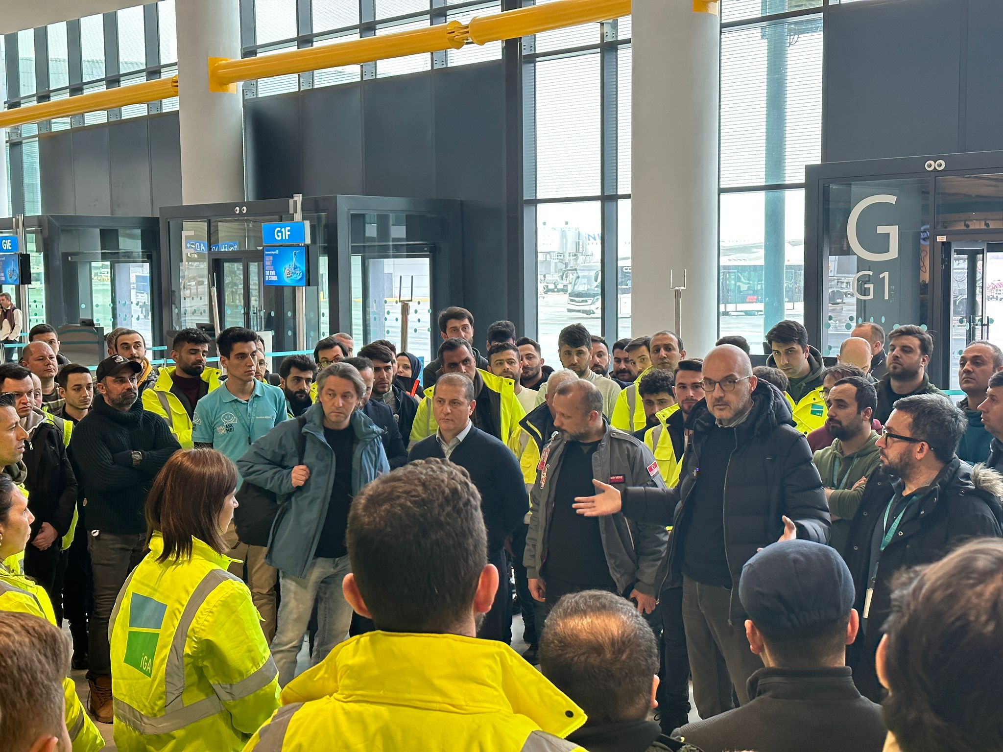 Son Dakika Havacılık Haberleri | Türk Hava Yolları, Pegasus, Sunexpress, Corendon, Havacılık, Havayolları, Havalimanları, Havaalanları, THY, Hostes, Pilot, Uçak, Kabin memuru, SHGM, DHMİ FoXTBHVWAAECU3n