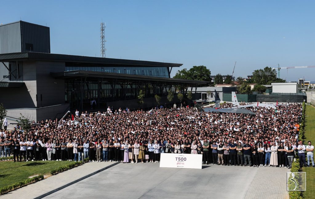 Türkiye’nin ilk milli SİHA’sı Bayraktar TB2’nin 500.’sü üretim hattından çıktı.