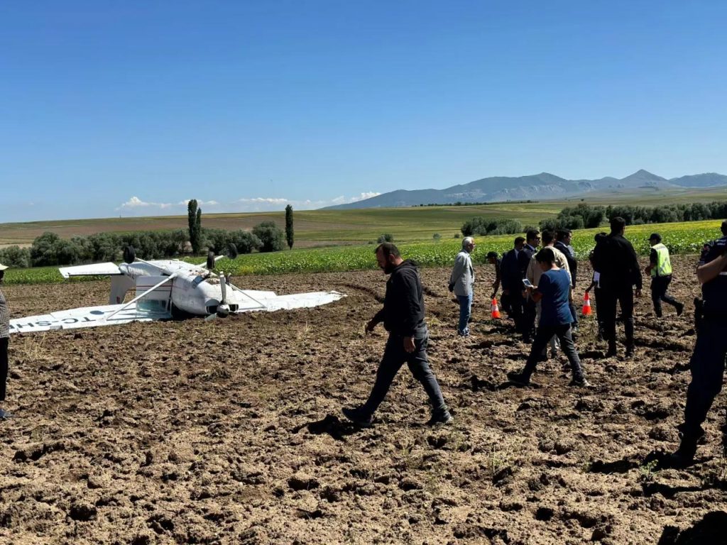 Son Dakika Havacılık Haberleri | Türk Hava Yolları, Pegasus, Sunexpress, Corendon, Havacılık, Havayolları, Havalimanları, Havaalanları, THY, Hostes, Pilot, Uçak, Kabin memuru, SHGM, DHMİ TC SHF kuyruk tescilli Cessna T207A