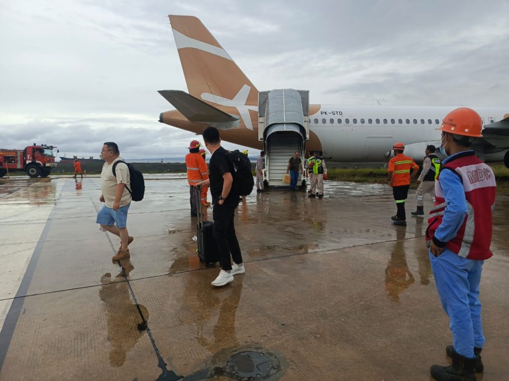 Son Dakika Havacılık Haberleri | Türk Hava Yolları, Pegasus, Sunexpress, Corendon, Havacılık, Havayolları, Havalimanları, Havaalanları, THY, Hostes, Pilot, Uçak, Kabin memuru, SHGM, DHMİ GOloFHAW0AAYlaj