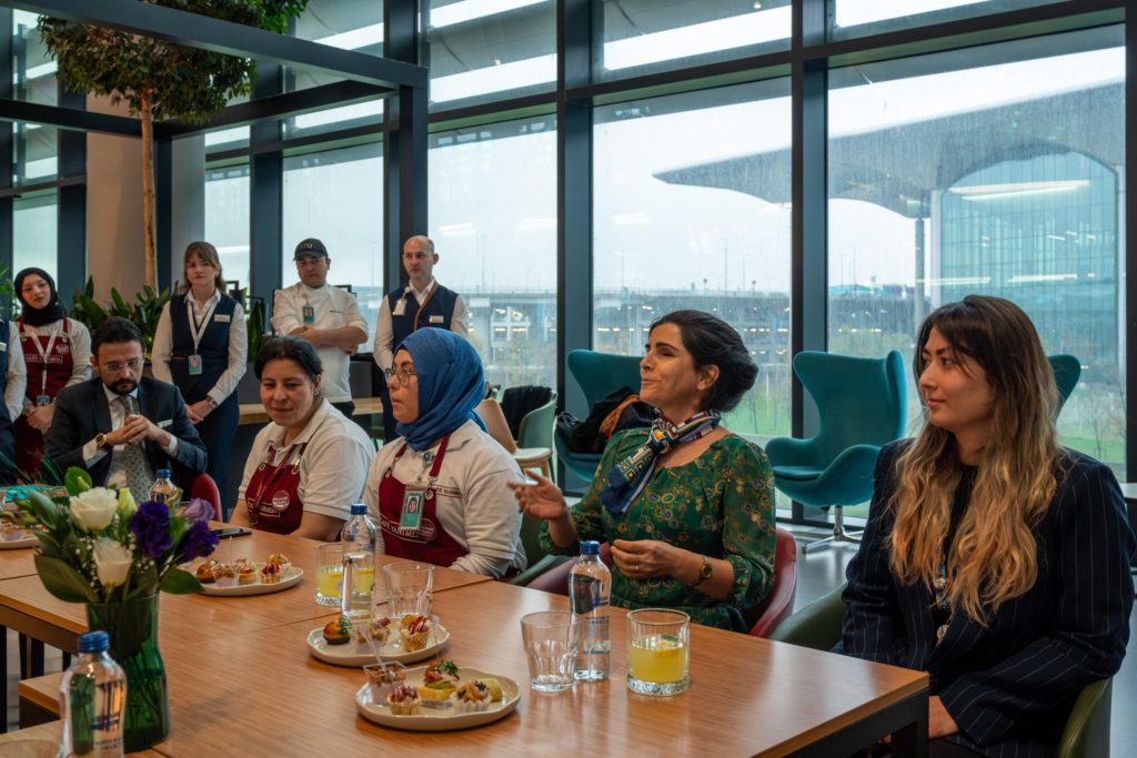 Son Dakika Havacılık Haberleri | Türk Hava Yolları, Pegasus, Sunexpress, Corendon, Havacılık, Havayolları, Havalimanları, Havaalanları, THY, Hostes, Pilot, Uçak, Kabin memuru, SHGM, DHMİ WhatsApp Image 2024 12 03 at 15.07.08 1